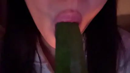 ASMR觉觉不困 酸奶黄瓜10分钟-boKE